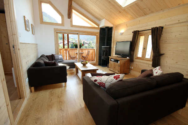 Chalet Jouet, large central Morzine chalet apartment