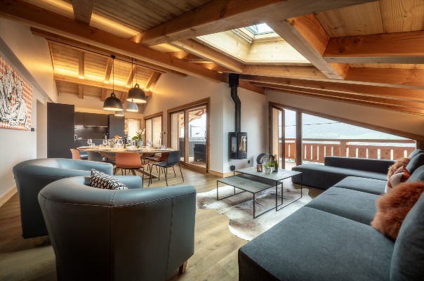 Chalet Jouet, large central Morzine chalet apartment